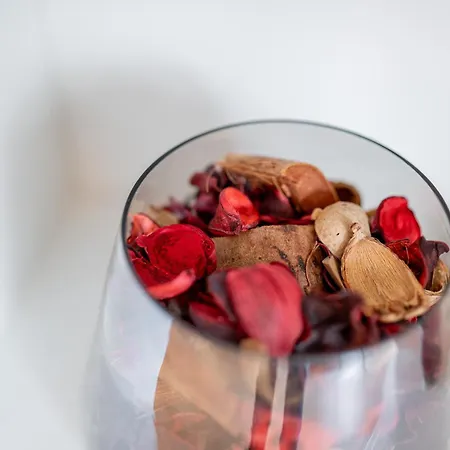 Center Free Parking *