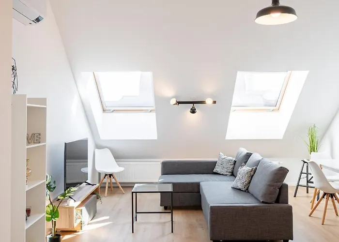 Center Free Parking Apartment