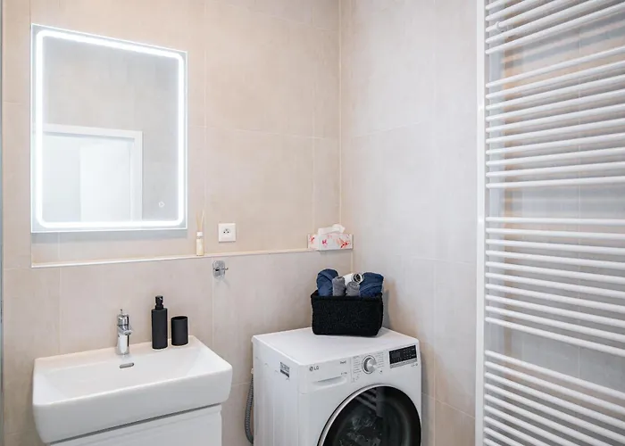 Center Free Parking Apartment *